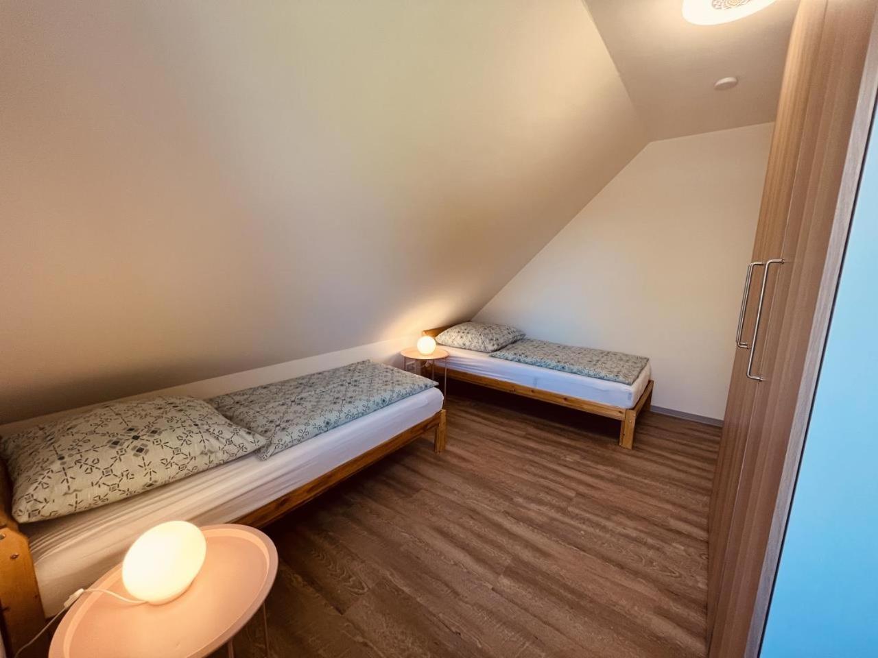 Holmblick - Boddenblick, Balkon, 2 Schlafzimmer, 4 Personen Born Eksteriør bilde