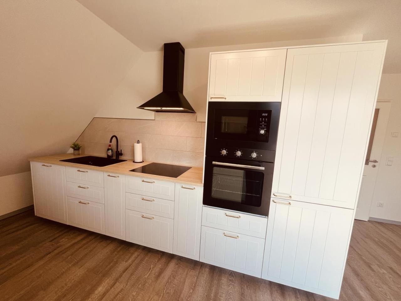 Holmblick - Boddenblick, Balkon, 2 Schlafzimmer, 4 Personen Born Eksteriør bilde